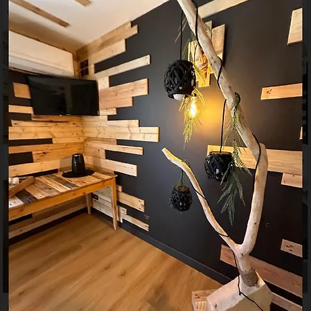 Le Valhalla Freya Hotel Forges-les-Eaux